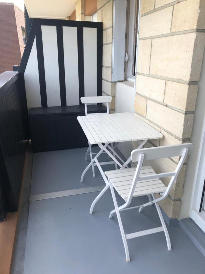 Prise De Vue A 2 Pas De La * Villers-sur-Mer