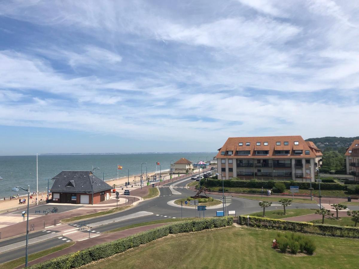 Prise De Vue A 2 Pas De La * Villers-sur-Mer